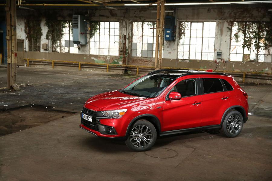  Mitsubishi ASX 2016 года  (фото 44 из 50)
